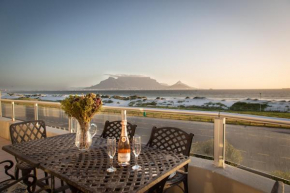 Spectacular Beachfront Apartment 3 Bedroom C101 Sea Spray